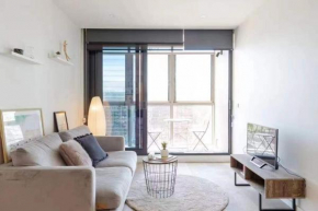 Stylish 2 Bedroom APT With Beautiful View Southbank19A
